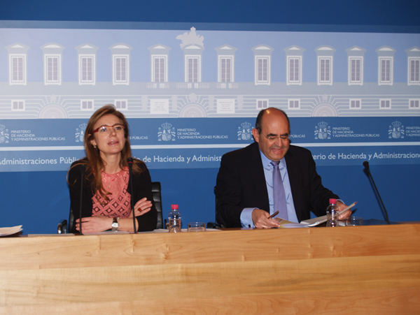 S. de Estado de Presupuestos y Gastos, Marta Fernández Currás, e interventor general del Estado, José Carlos Alcalde