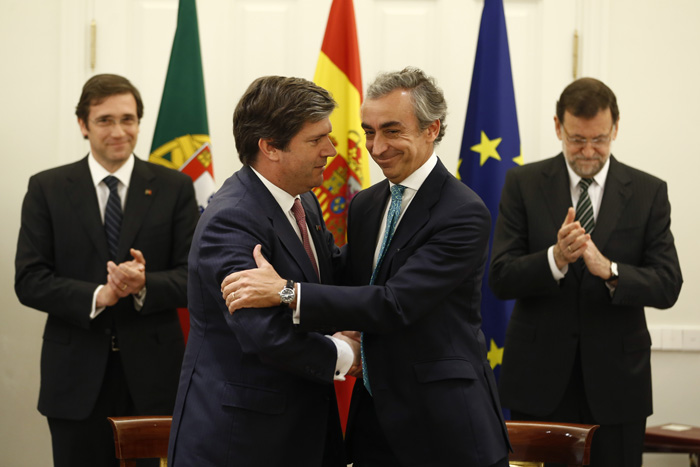 Imagen del secretario de Estado de Hacienda reunido con su homólogo portugués
