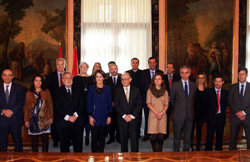 Imagen del encuentro previo a la reunión de la Comisión Negociadora del Convenio Económico del Estado con Navarra
