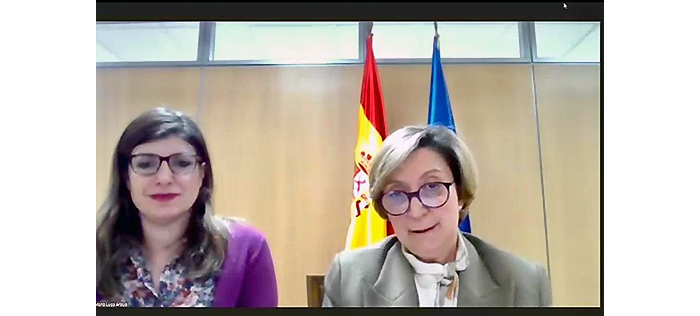 Imagen de la comparecencia de la Presidenta de la OIReScon y de la Directora de la División de Supervisión de la Contratación Pública