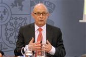 El ministro Cristónal Montoro durante su intervención en la rueda de prensa posterior al Consejo de Ministros