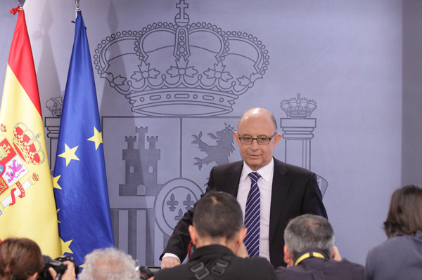 Ministro Cristóbal Montoro en la rueda de prensa del Consejo de Ministros