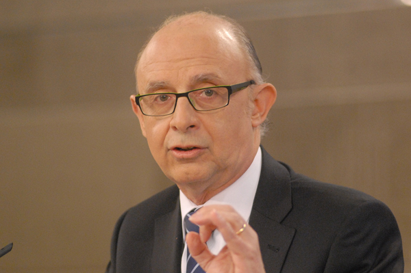 Ministro Cristóbal Montoro en la rueda de prensa del Consejo de Ministros