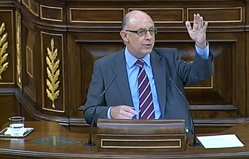 Montoro defiende el techo de gasto en el Congreso
