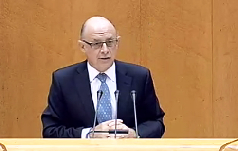 Imágenes del debate sobre techo de gasto en el Senado