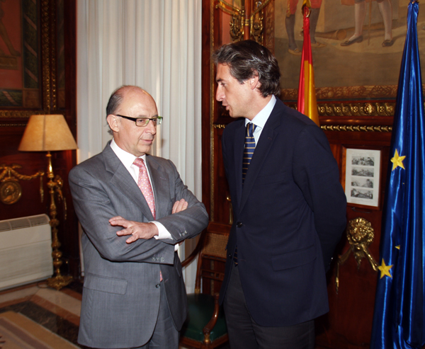 Imágenes de la reunión de la Comisión Nacional de Administración Local