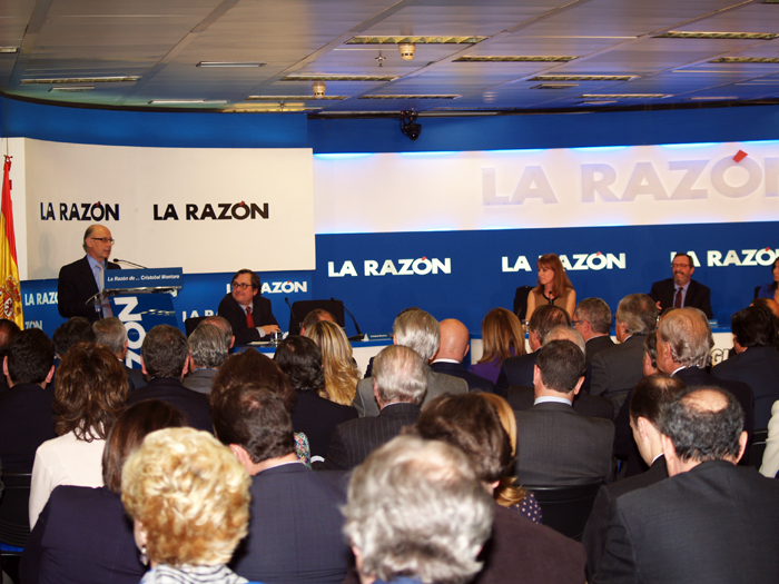 Imagen Cristóbal Montoro en el foro 'La Razón de...'