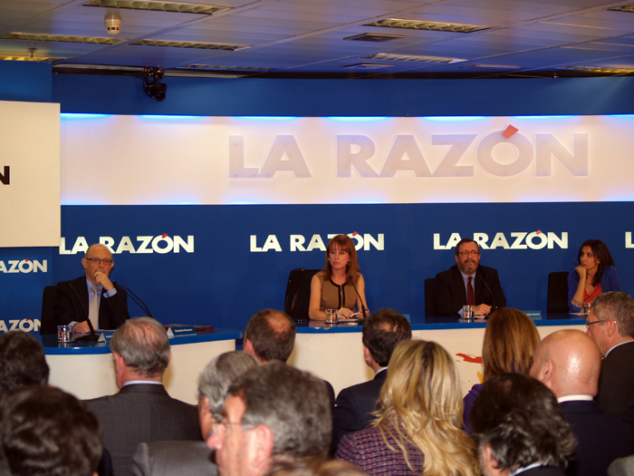 Imagen Cristóbal Montoro en el foro 'La Razón de...'