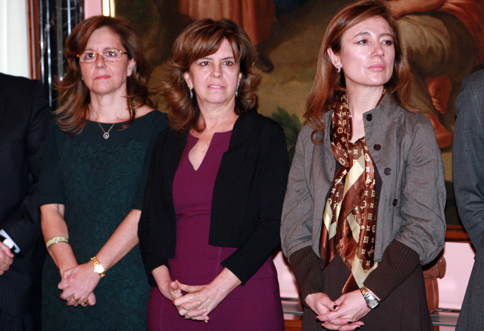 Imagen distinción por Méritos al profesor José Barea