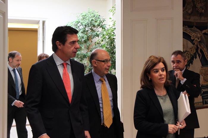 Imagen de la intervención del ministro de Hacienda y Administraciones Públicas, Cristóbal Montoro