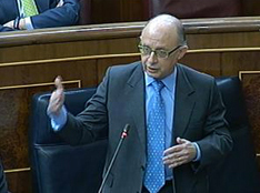 Imagen Montoro responde preguntas en el Congreso sobre la reforma local y en el Senado sobre el déficit