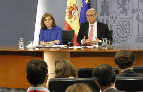 Imagen de Soraya Sáenz de Santamaría y Cristóbal Montoro