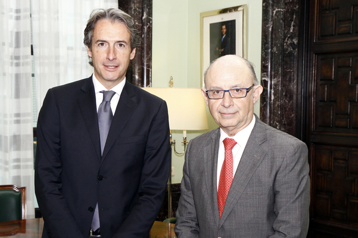 Imagen de Cristóbal Montoro con el presidente de la FEMP Iñigo de la Serna
