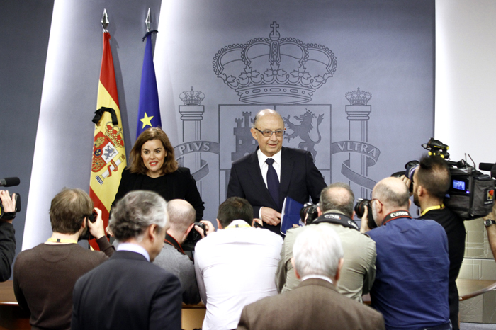 Imagen de Cristobal Montoro y Soraya Sáenz de Santamaría