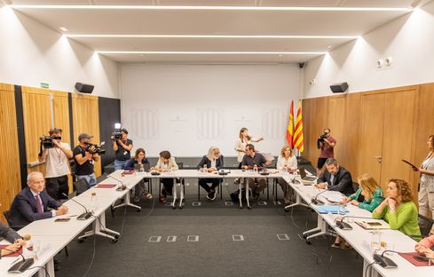 Imagen del artículo Gobierno y Generalitat de Cataluña adoptan en la CMAEF compromisos bilaterales en transporte, investigación y educación