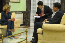 Encuentro de la vicepresidenta segunda del Gobierno español, Elena Salgado, con el viceprimer ministro chino, Li Keqiang