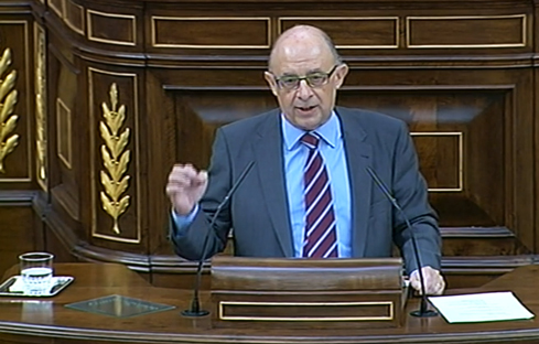 Montoro defiende el techo de gasto en el Congreso