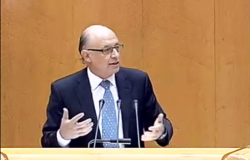 Imágenes del debate sobre techo de gasto en el Senado