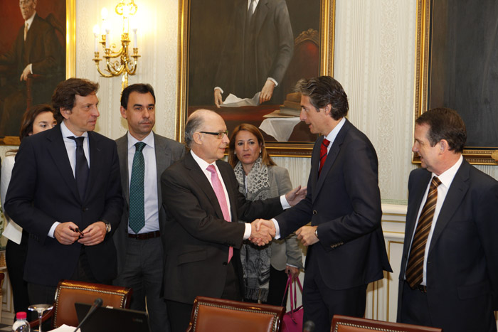 Imagen Montoro presidiendo la Comisión Nacional de Administración Local