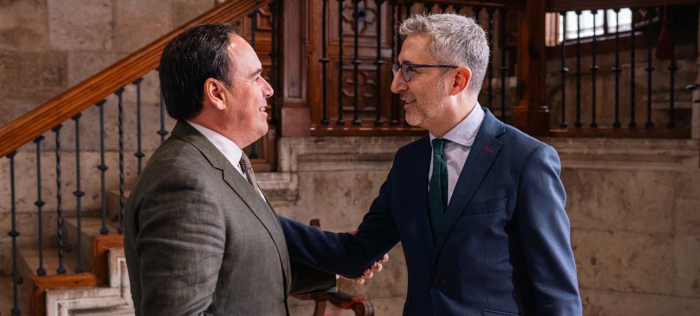 Foto Ministro de Hacienda con el Presidente Generalitat valenciana