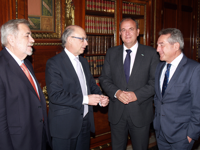 Imagen de la reunión con José Antonio Monago