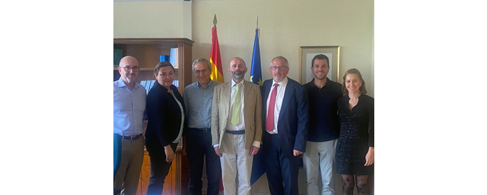 Imagen de la visita de D. Roberto Caranta, profesor de Derecho Administrativo de la Universidad de Turín (Italia)